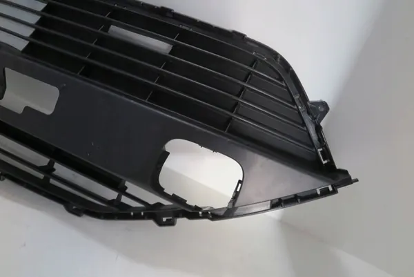 TOYOTA AYGO II Bumper Grille 53112-0H170 image 2