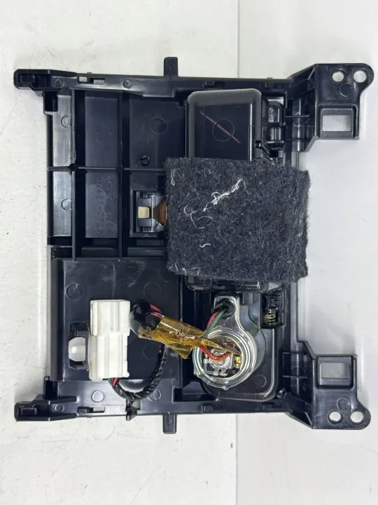 Cinzeiro dianteiro OEM 1A421032Q para Lexus IS 2007 image 4