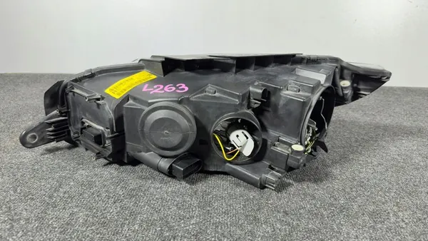 PASSAT CC 07- Oikea Etu Xenon Ajovalot 3C8941752C image 7