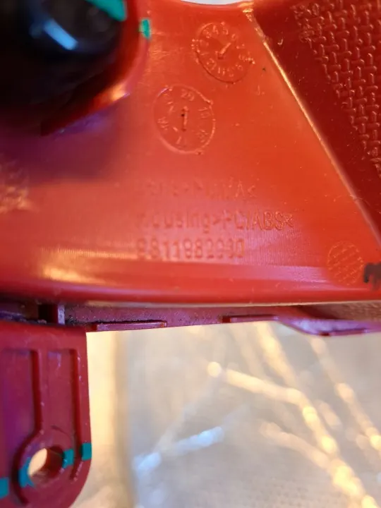 OEM 9811982980 Feu Arrière Gauche pour Peugeot 5008 II image 3
