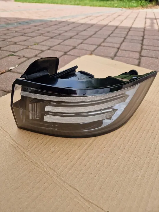 Opel Grandland II Lámpara LED Trasera Derecha OEM image 2