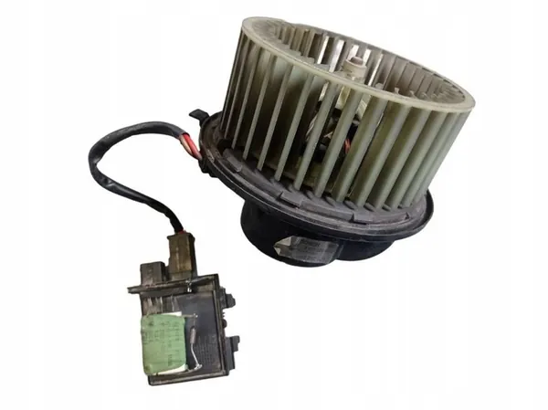 Audi 80 90 S2 B4 1995 Värmefläkt OEM 893819021 image 3