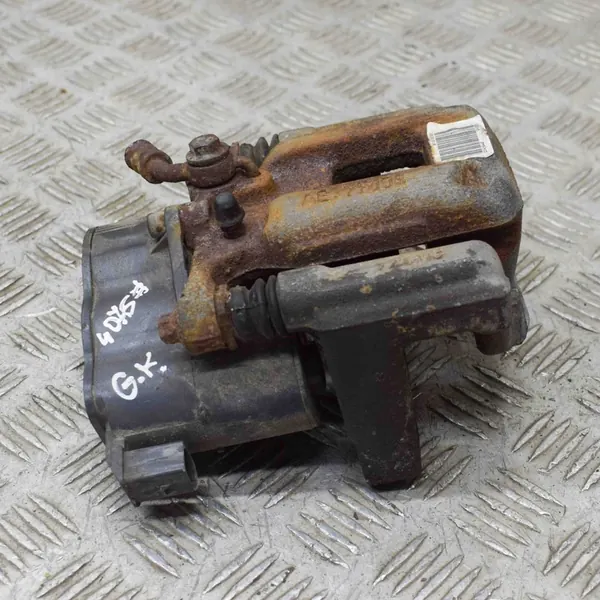 Peugeot 2008 II 2020 Linker Hinterer Bremssattel OEM 1608998880 image 4