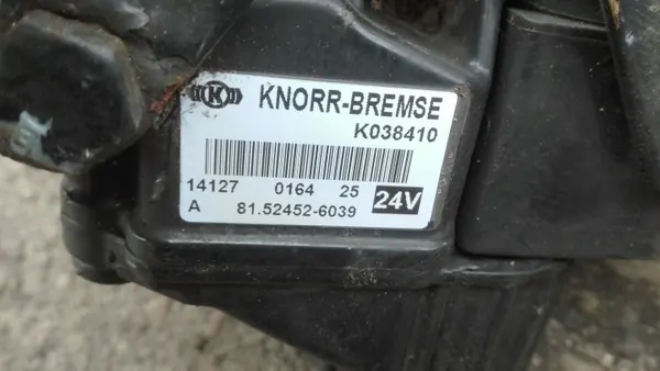 Soupape Modulateur ABS OEM 81.52452-6039 pour MAN TGL image 3