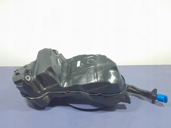 Tanque AdBlue OEM 4M0131878CF para Audi Q7 II 3.0 TDI image 2