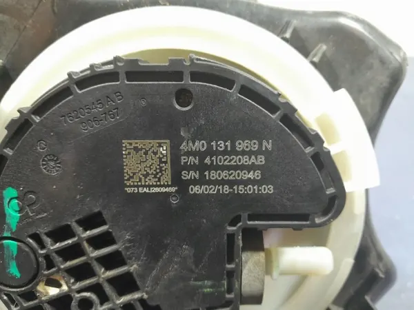 Tanque AdBlue OEM 4M0131878CF para Audi Q7 II 3.0 TDI image 7