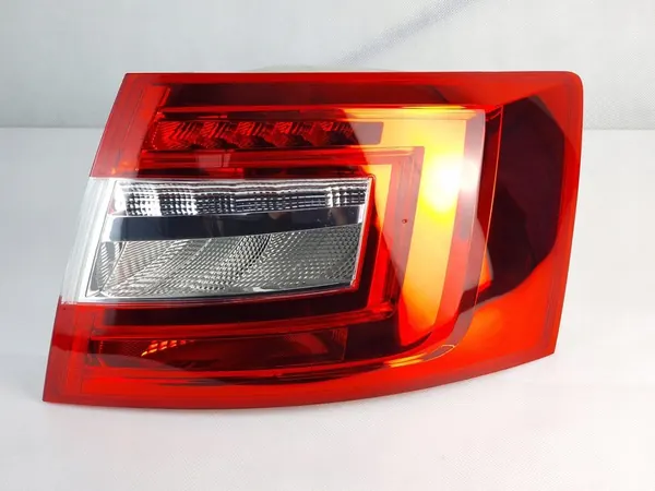 Luz Trasera Skoda Octavia 3 17-19 Derecha Liftback Sedan LED image 2