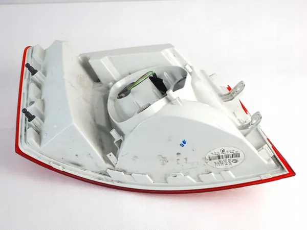 Luz Trasera Skoda Octavia 3 17-19 Derecha Liftback Sedan LED image 5