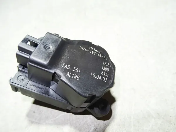 Moteur de volet Jaguar X-Type OEM 1S7H19E616AB Occasion image 3