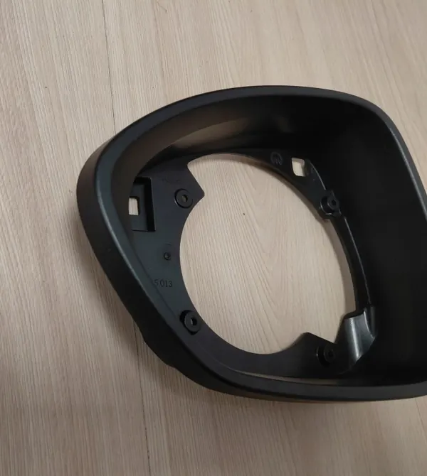 Alfa Romeo Stelvio vasen peilin kehys OEM image 3