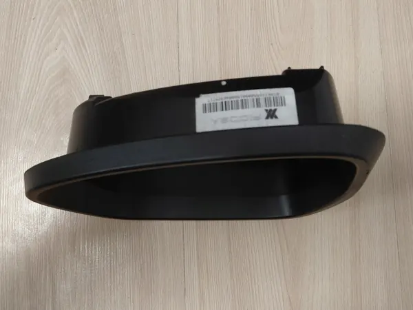 Alfa Romeo Stelvio vasen peilin kehys OEM image 6
