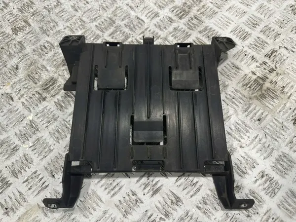 Motorcomputermontering OEM 84102826 för Chevrolet Corvette C8 image 3