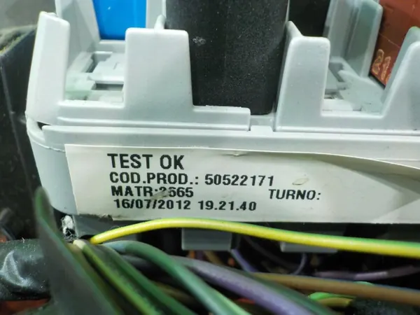 OEM 50522171 sulakekotelo Alfa Romeo Giulia 2.0 JTDM image 4