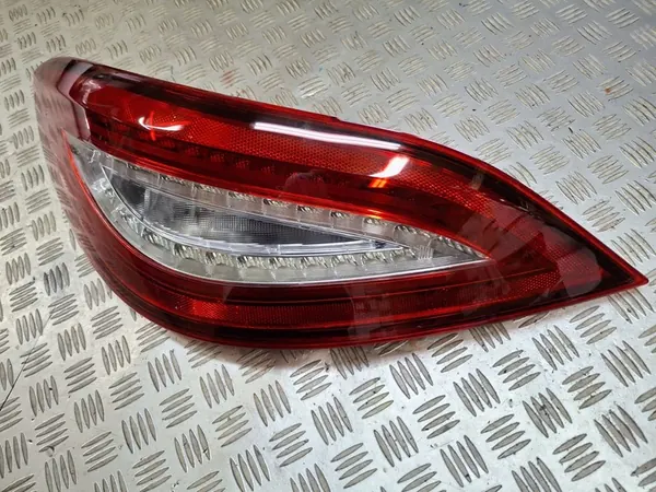 Linker Achterlicht Mercedes-Benz CLS X218 A2189067700 image 2