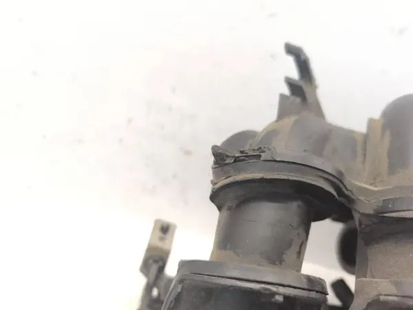 Coletor de admissão OEM 2S6G9424D para Ford Focus C-Max image 3