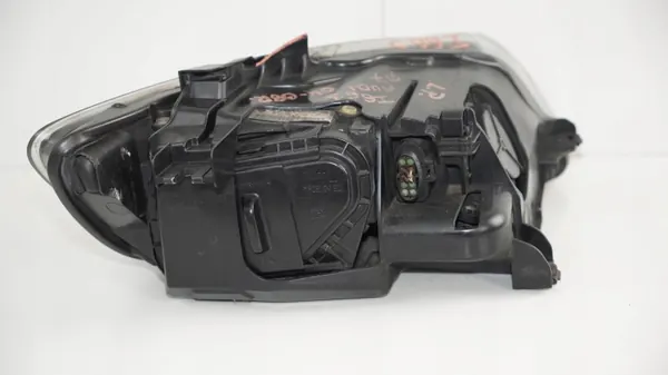 Framlykta Vänster Audi Q7 4L 05-09 OEM image 4