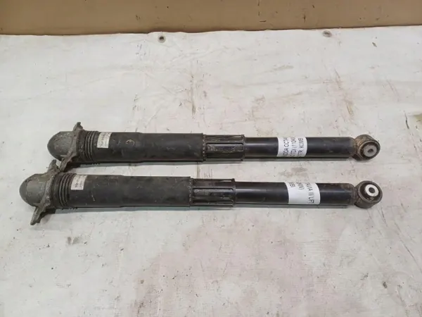 Hinterer Stoßdämpfer OEM 5Q0513423 für Skoda Octavia III image 2