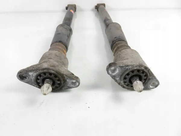 Achtervering OEM AMORTYZATOR TYŁ VW PASSAT B5.5 image 3