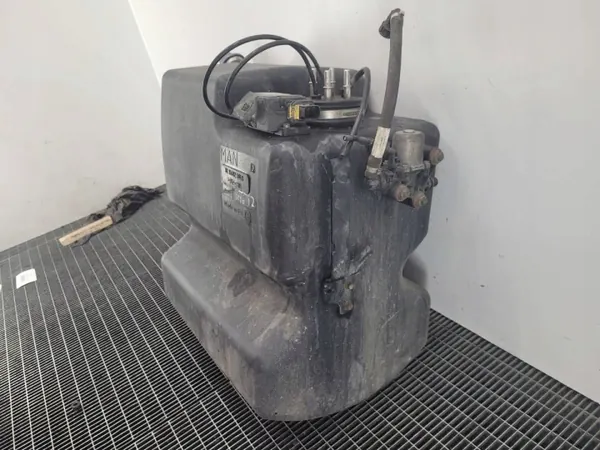 AdBlue-tank OEM 81154025049 voor MAN TGX I - Gebruikt image 4