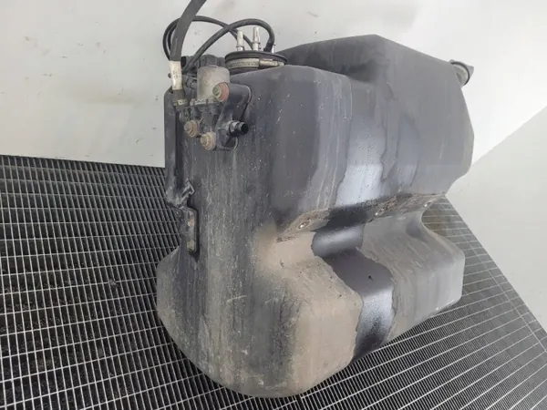 AdBlue-tank OEM 81154025049 voor MAN TGX I - Gebruikt image 6