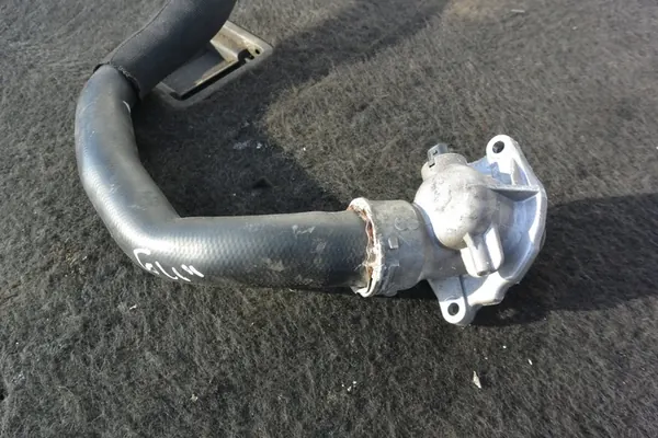 Carcasa de termostato 4.7 5.5 V8 Mercedes GL 164 W221 image 2