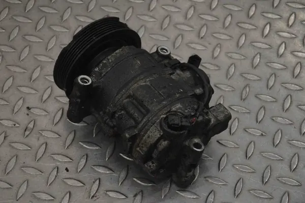Compressore A/C Audi A4 S4 B8 2009 image 4