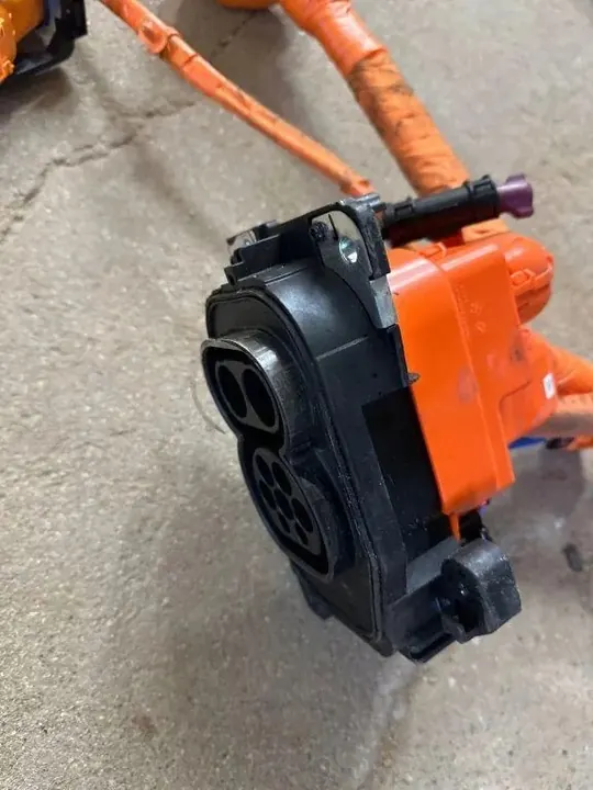 Câble de charge de batterie HYUNDAI 2022 CKC1C03020 image 2