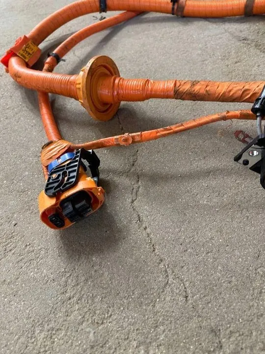 Câble de charge de batterie HYUNDAI 2022 CKC1C03020 image 4