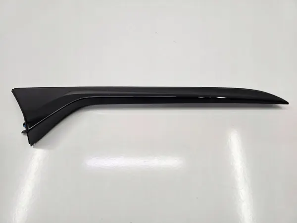 Audi A6 C8 sivuspoileri OEM 4K9854872A oikea image 5
