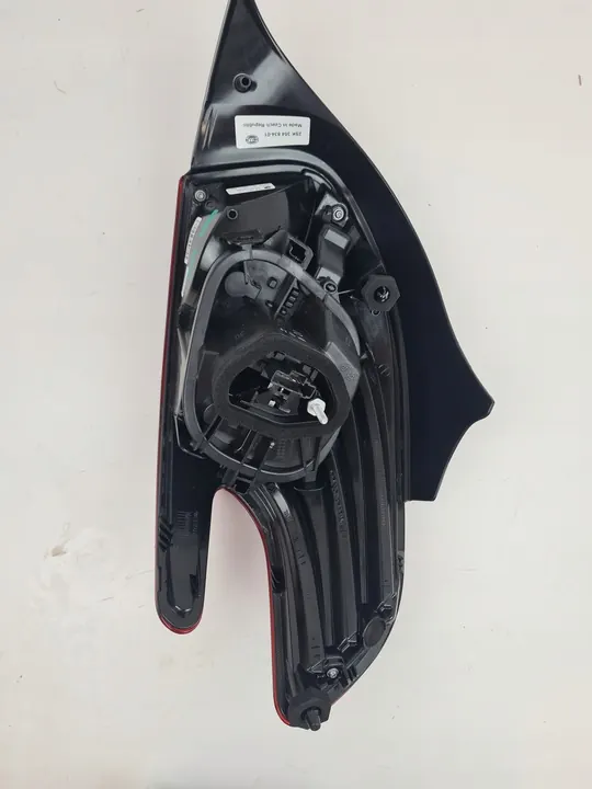 Hella 2SK 354 834-011 Lámpara trasera combinada image 6