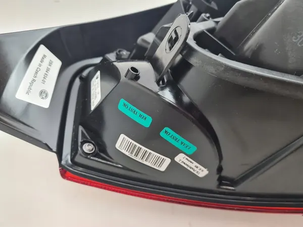 Hella 2SK 354 834-011 Lámpara trasera combinada image 7