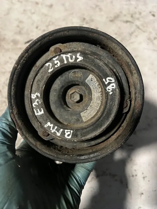 Compressor ar condicionado OEM 6452-8385050 BMW E39 2.5 TDS image 3