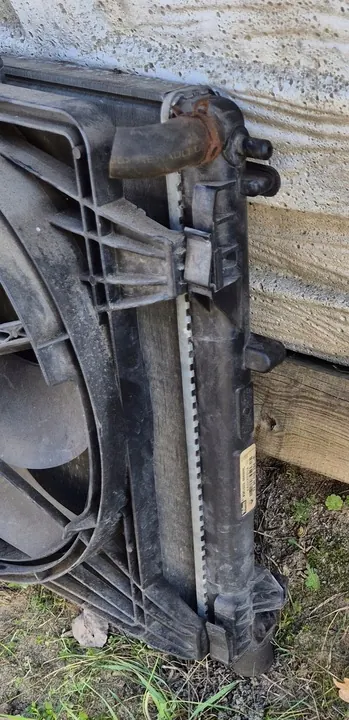 Radiador de agua con ventilador Clio II 1.2 7700430784E image 2