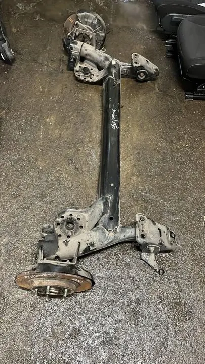 Achteras Hyundai Kona II 2023 OEM 55101-BE000 image 3