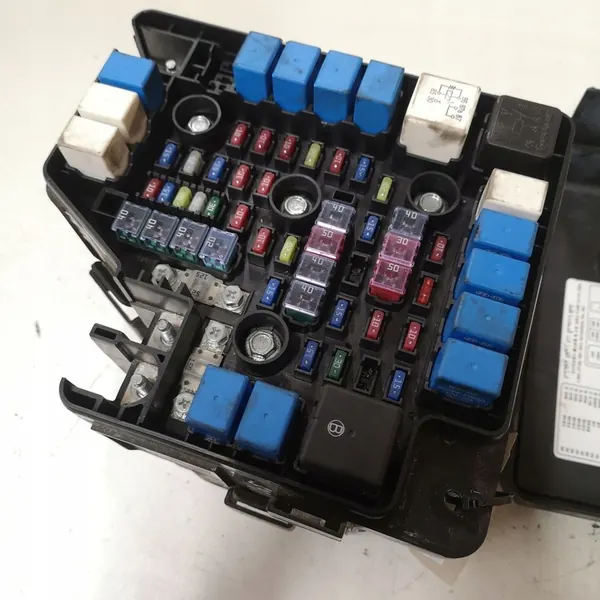 Caixa de fusíveis HYUNDAI SANTA FÉ II 2.2L diesel OEM 919502B550 image 7