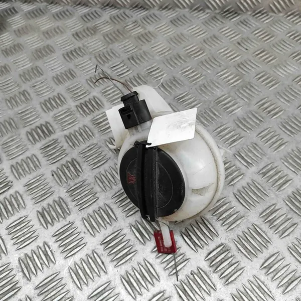 Kühlmittel-Expansionstank Audi A3 S3 8V 2016 image 3