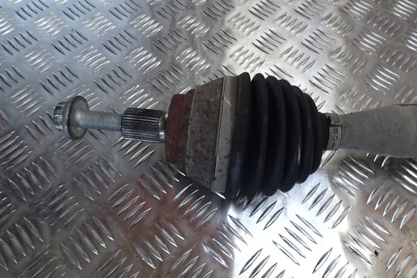 VW GOLF VII Q2 81A OCTAVIA III - HÖGER AXEL image 2