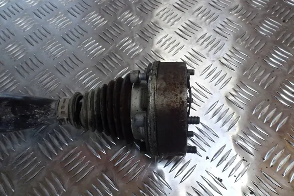 VW GOLF VII Q2 81A OCTAVIA III - HÖGER AXEL image 3