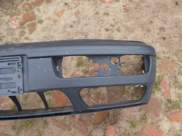 Paraurti anteriore Volkswagen Golf III 92-97 image 5