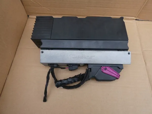 Amplificador Bose Audi A8 D3 OEM 4E0035223G 4E0910223Q image 2