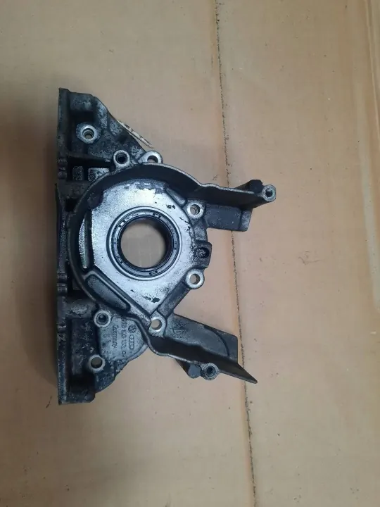 Couvercle moteur OEM 038103153D pour VW 2.0 TDi image 2