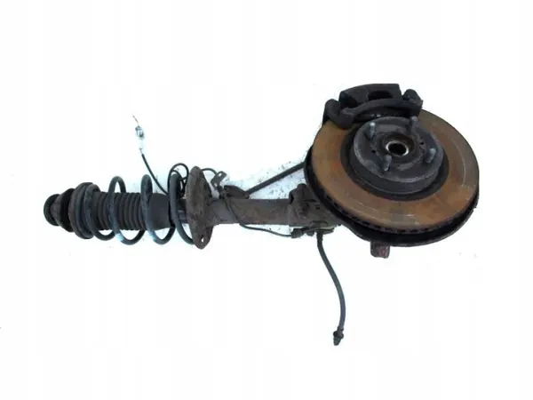 OEM 15473022889 Oikea MacPherson-jousitus Toyota Yaris image 2