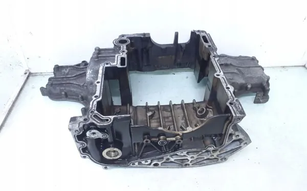 Carter d'huile Audi OE 059103603AH - État utilisé image 3