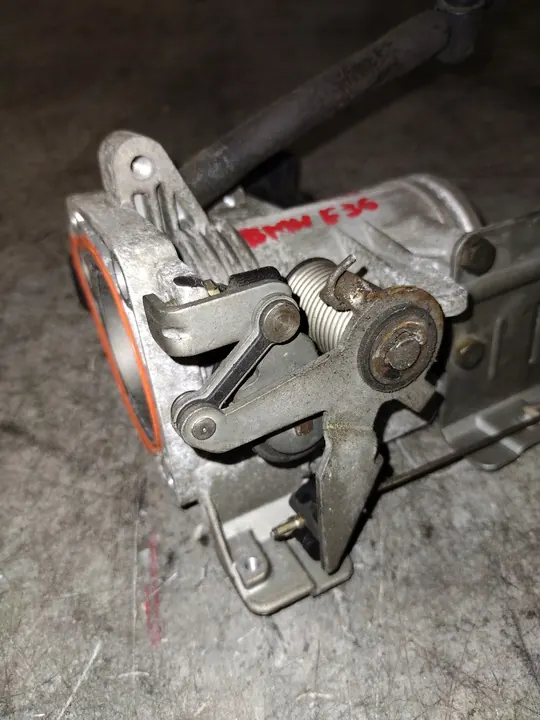 BMW Drosselklappe 1247594 image 6