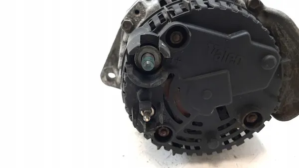 1994 Renault 19 Alternator A13V187 image 4