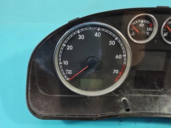 VW Passat B5 2.0 8V Speedometer 110080198/005 image 3