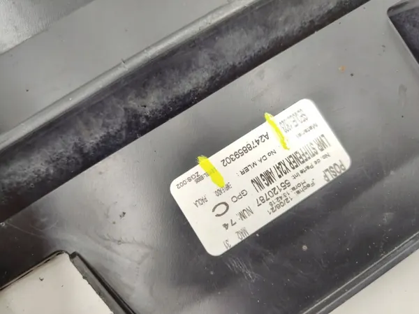 Mercedes GLB AMG etupuskurikilpi OEM A2478859302 image 6