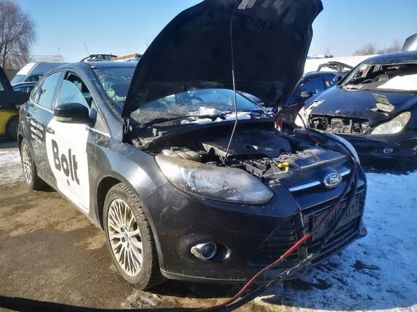 Ford Focus Oljetank 2011 1.6L 9686038880 image 5