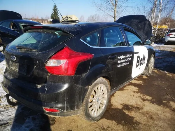 Ford Focus Oljetank 2011 1.6L 9686038880 image 9