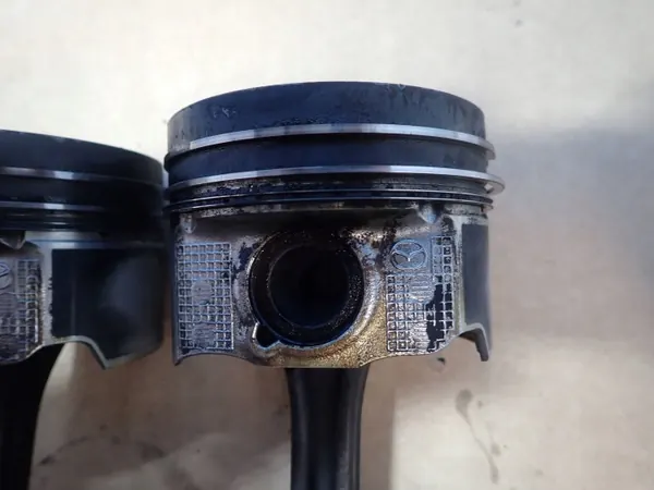Piston avec Bielle Mazda 6 GJ CX-5 2.2 - Occasion image 4